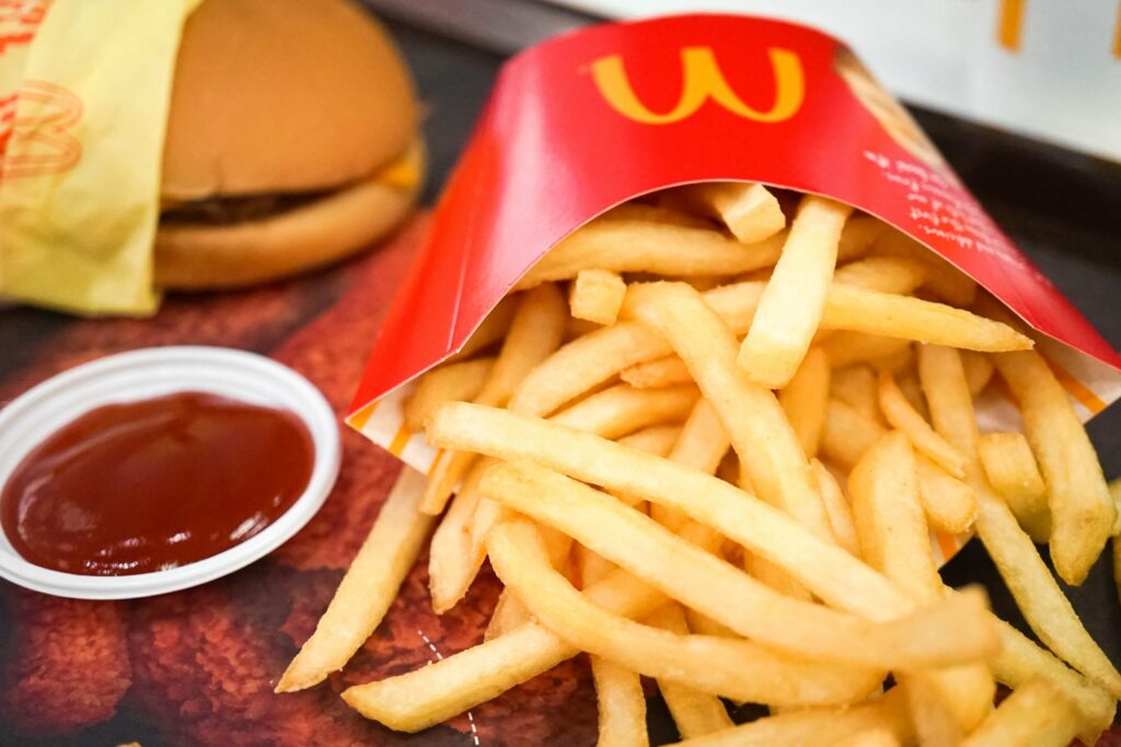 Are fries at mcdonalds vegetarian?