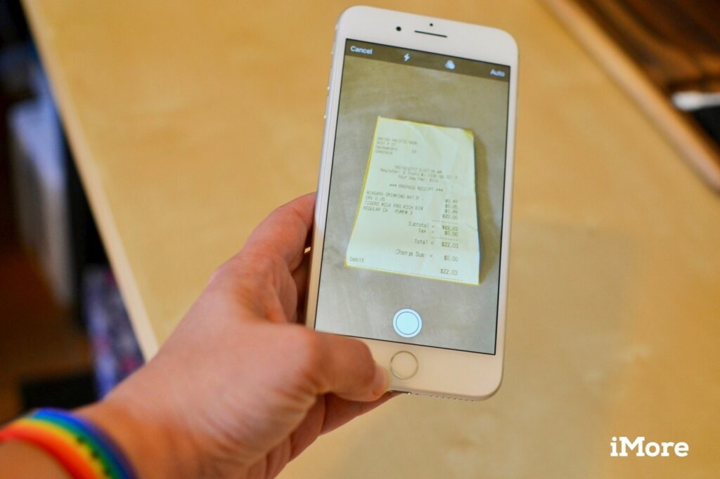 Can you scan receipts with your phone?