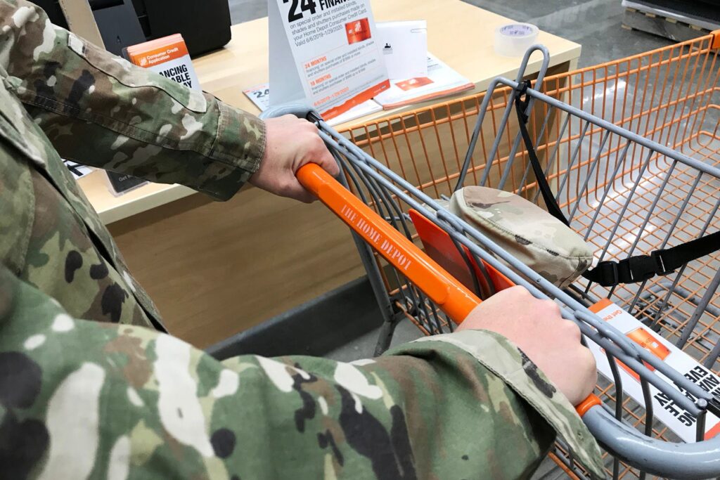 Does Home Depot give a veteran's discount?