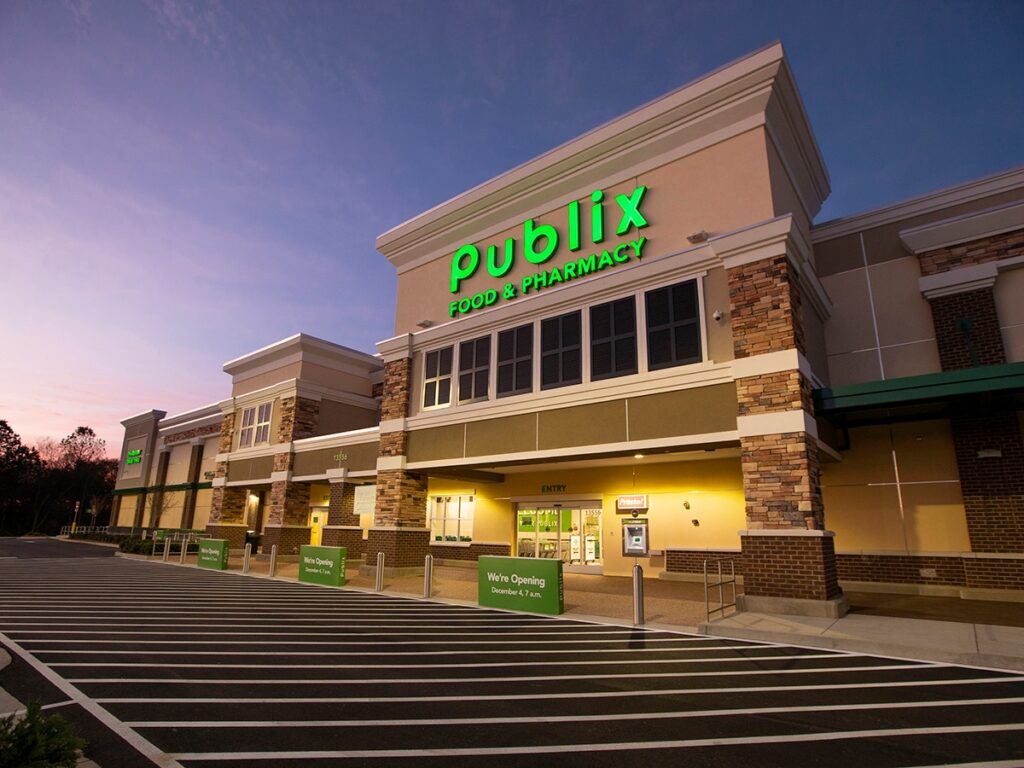 How much is your first paycheck at Publix?