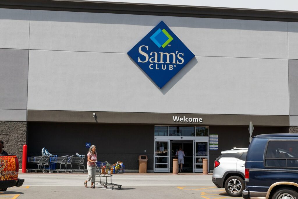 Can you shop Sam's club without a membership?