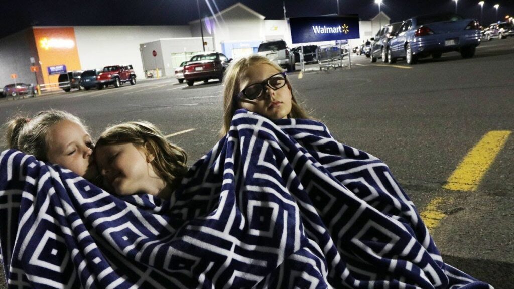 Can you sleep in Walmart parking lot Utah?