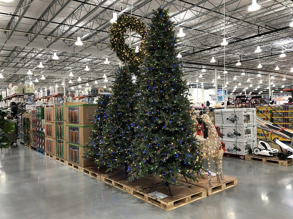 Does Costco sell real Christmas trees?