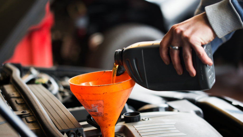 How can you tell if synthetic oil needs to be changed?