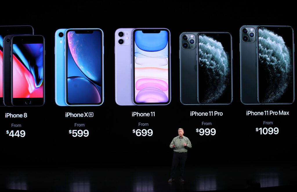 How much does iPhone 11 cost in 2022?