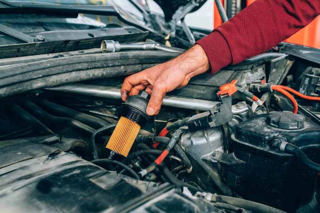 How much should an oil filter change cost?