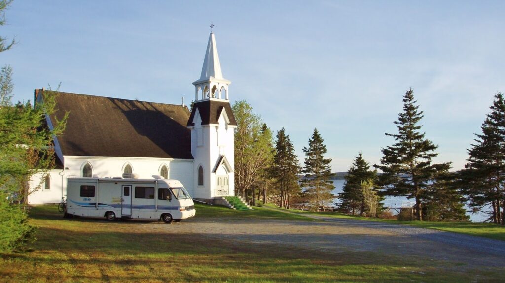 Is Boondocking legal in Canada?