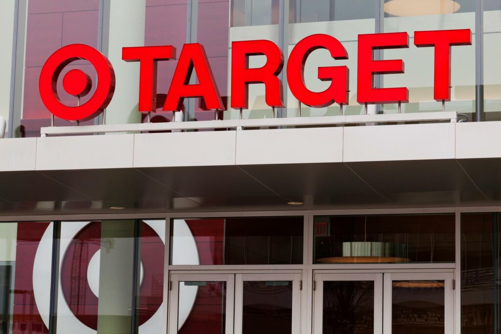 Is Target closed on Thanksgiving 2021?