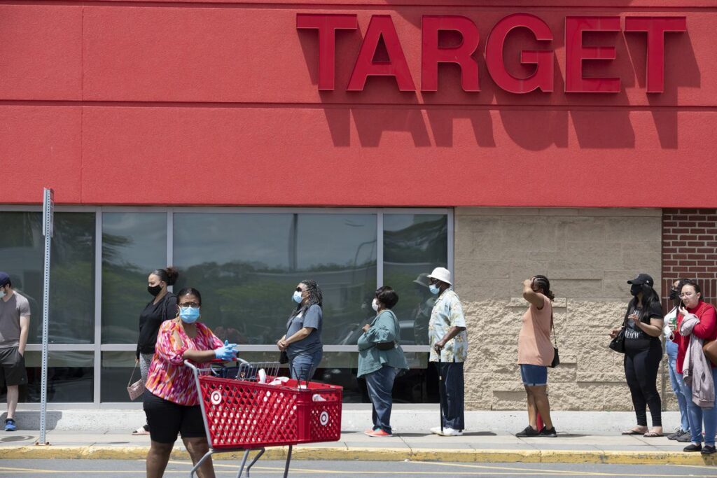 Is Target closed on Thanksgiving?