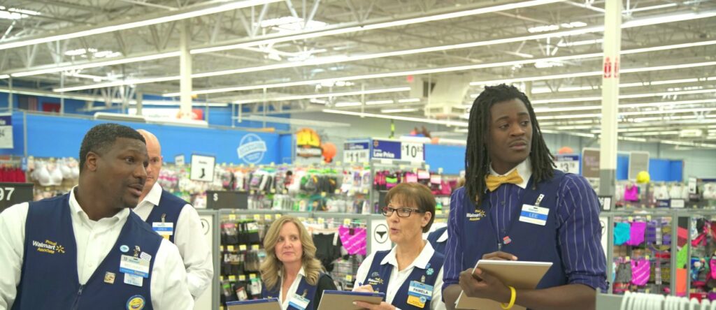 What are the benefits of working in Walmart?