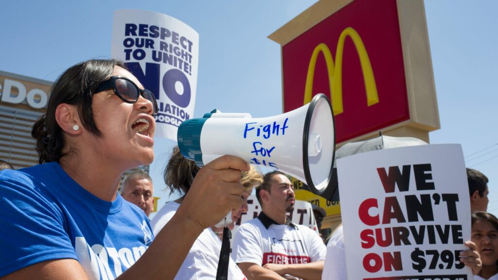 What is minimum wage in AZ?