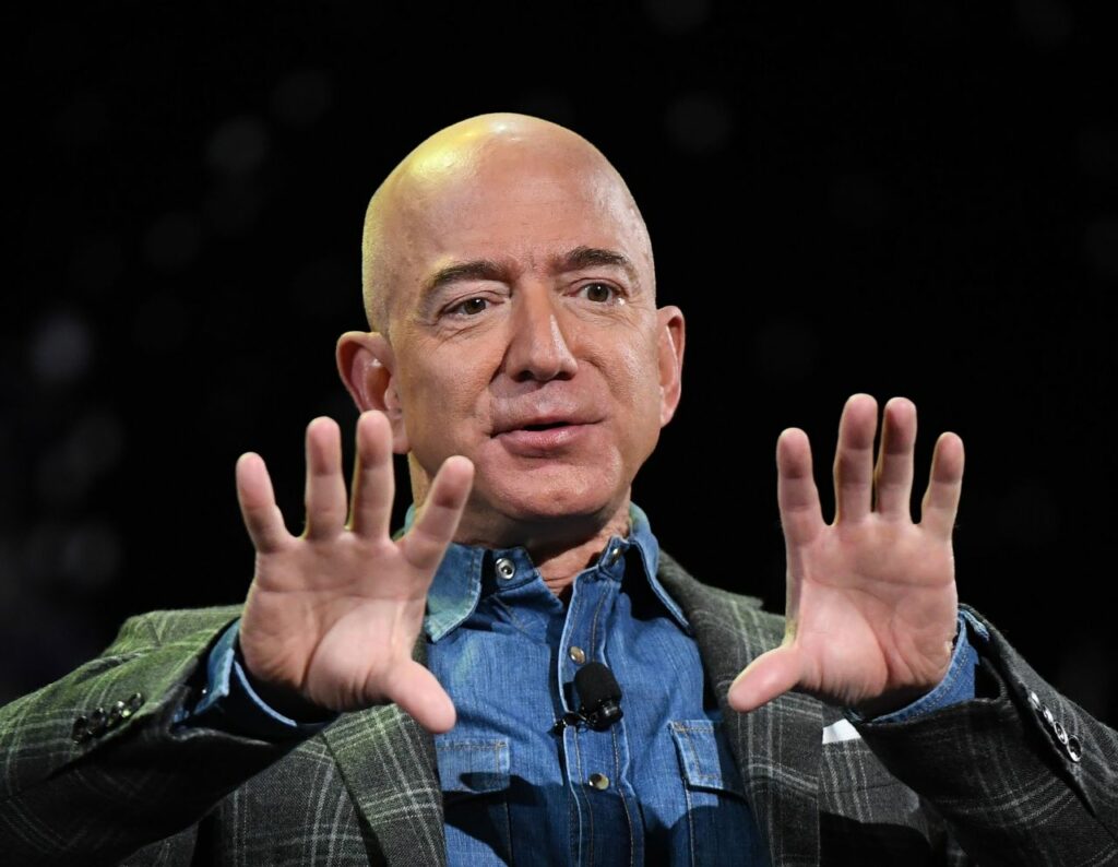 Who is the richest man on Earth 2022?