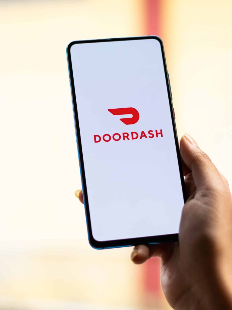 Hand checking doordash app -  why is doordash so slow!